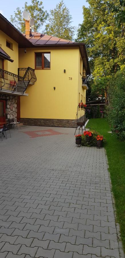 Apartament U Gombosow ยูร์กุฟ ภายนอก รูปภาพ